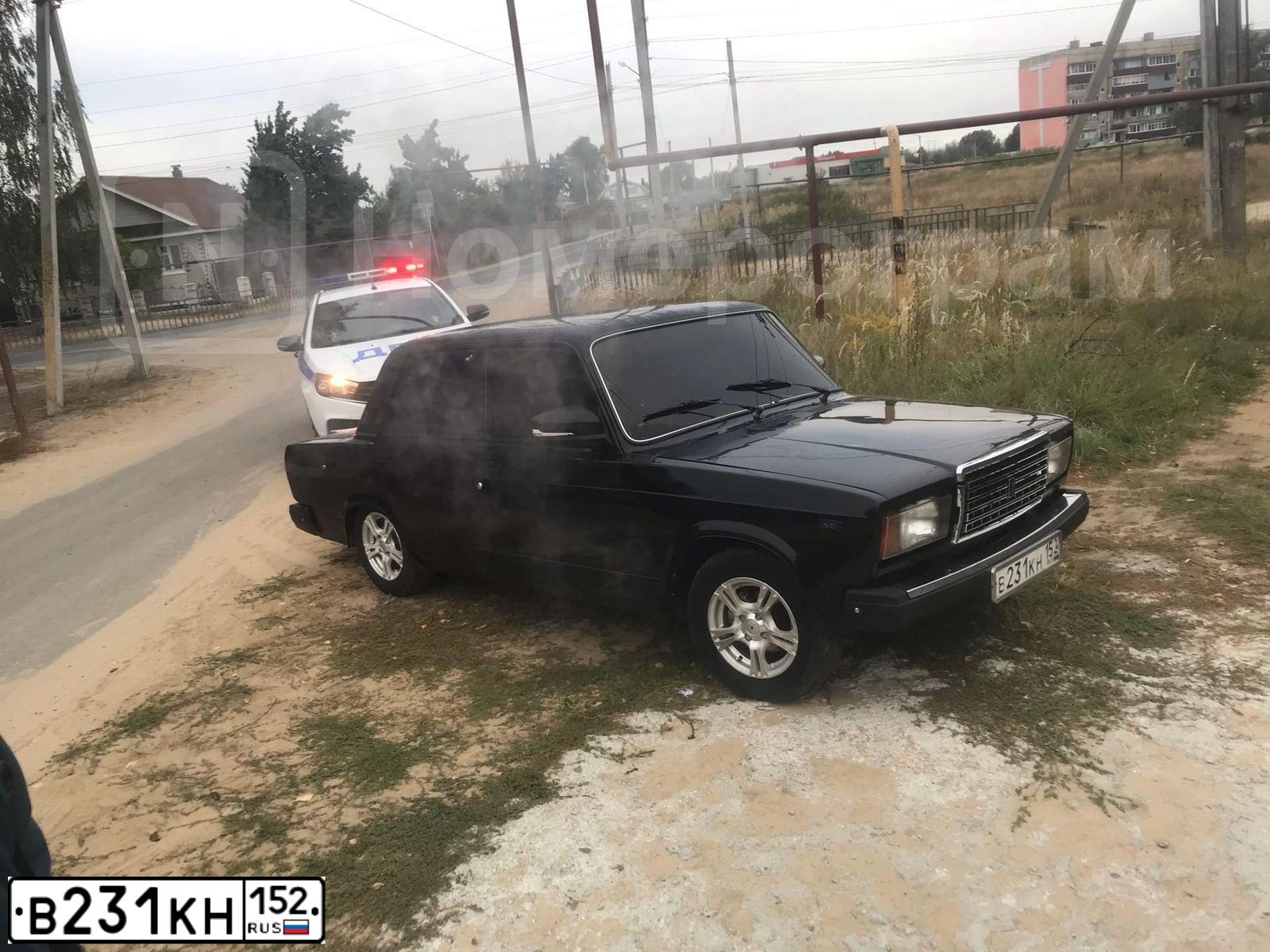 Фото автомобиля LADA 2107, 2010 — госномер В231КН152. Цвет: ЧЕРНЫЙ