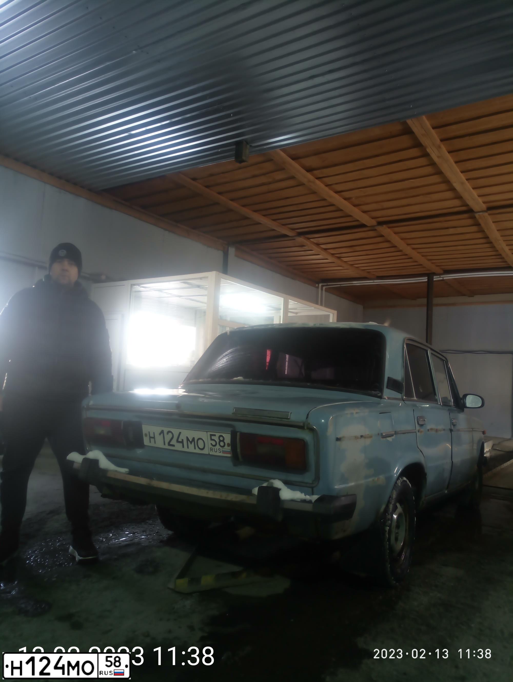 Фото автомобиля LADA 2106 LADA, 1989 — госномер Н124МО58. Цвет: СЕРО-ГОЛУБОЙ