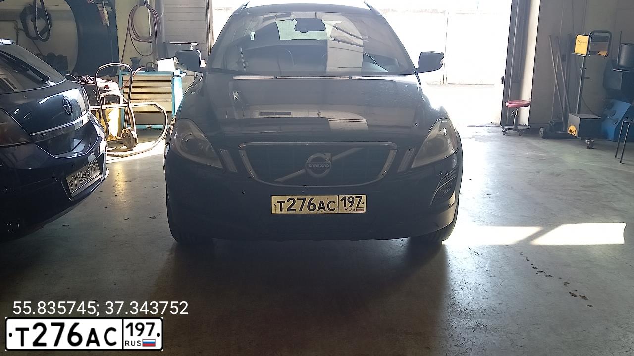 Фото автомобиля VOLVO XC60, 2010 — госномер Т276АС197. Цвет: ЧЕРНЫЙ