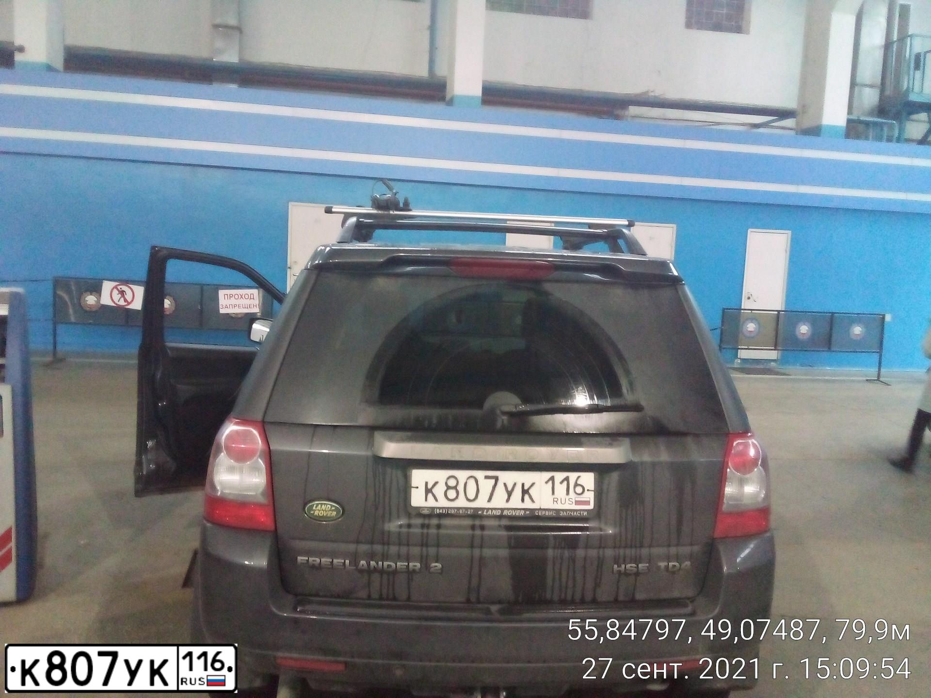 Фото автомобиля LANDROVER FREELANDER, 2008 — госномер К807УК116. Цвет: ТЕМНО-СЕРЫЙ