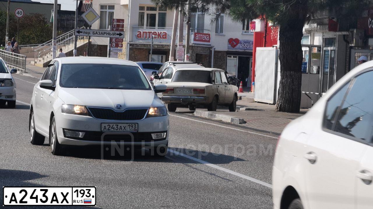 Фото автомобиля SKODA RAPID, 2014 — госномер О474ВР323. Цвет: Белый