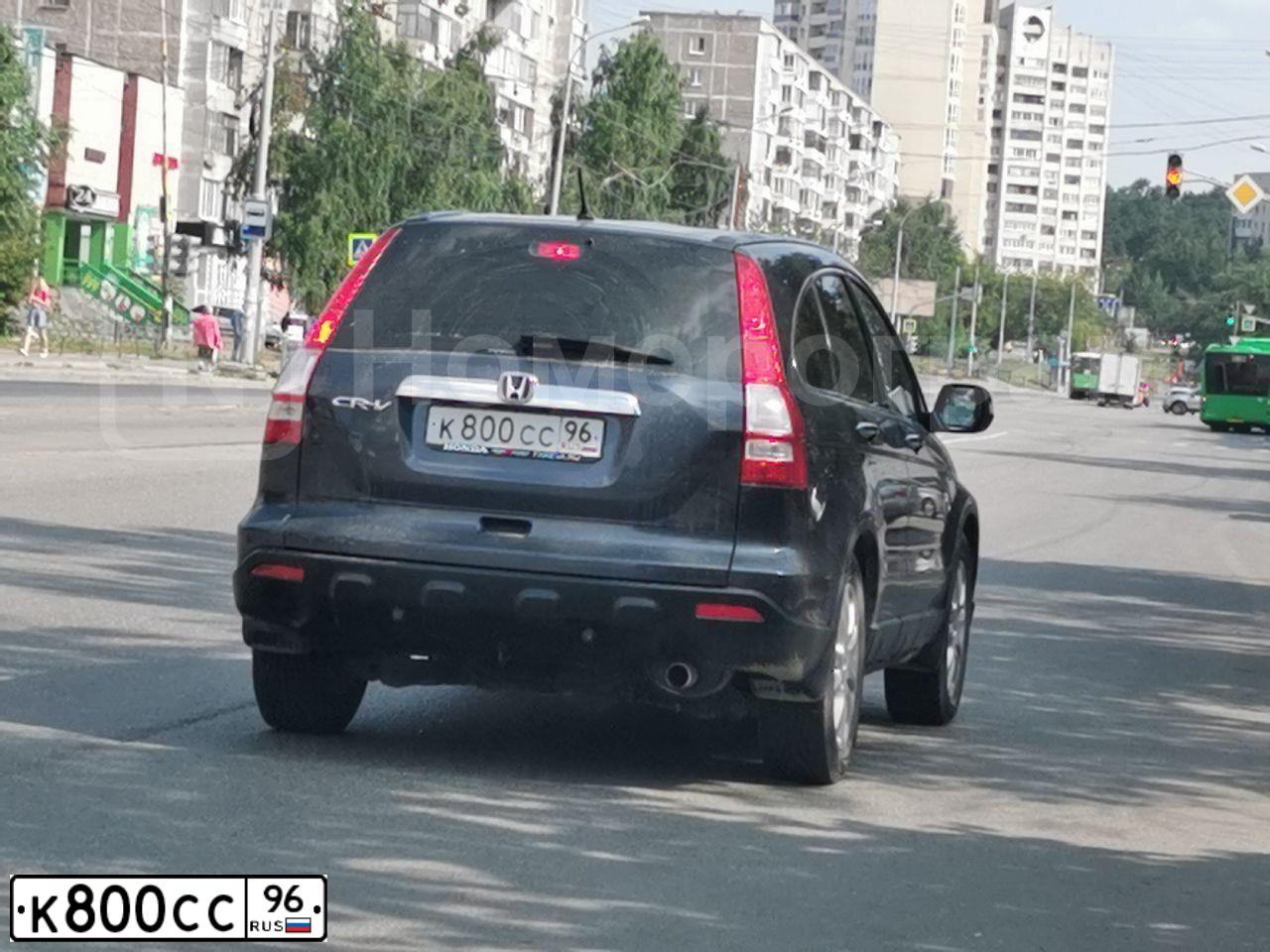 Фото автомобиля НОNDА СR V, 2008 — госномер К800СС96. Цвет: ТЕМНО-СЕРЫЙ
