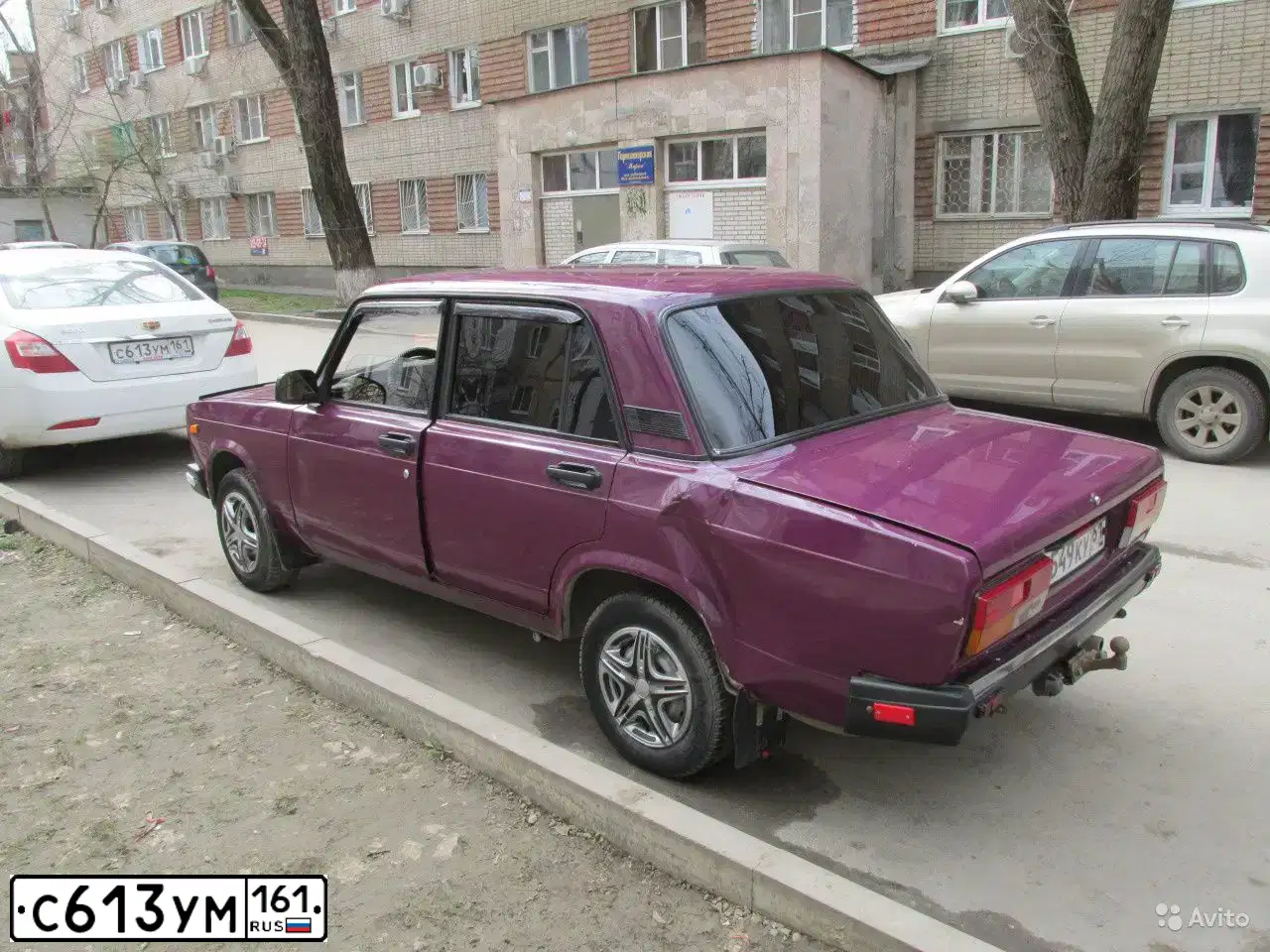 Фото автомобиля ДЖИЛИ EMGRAND (FE-1), 2014 — госномер К709МК761. Цвет: Белый