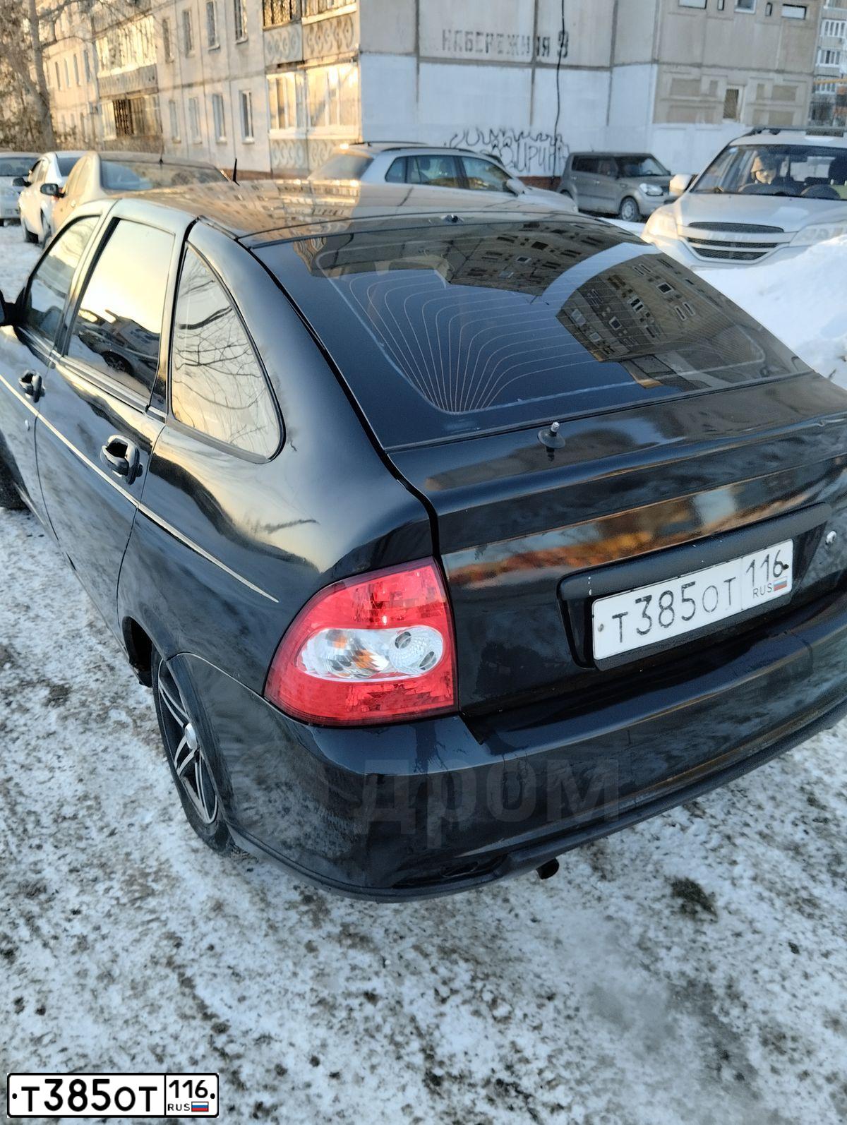 Фото автомобиля ЛАДА 217230 ЛАДА ПРИОРА, 2008 — госномер М657МВ702. Цвет: Сине-Черный