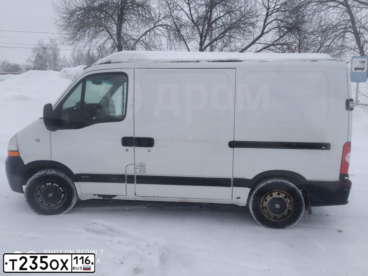 Фото автомобиля RENAULT MASTER, 2009 — госномер А427ЕО180. Цвет: Белый