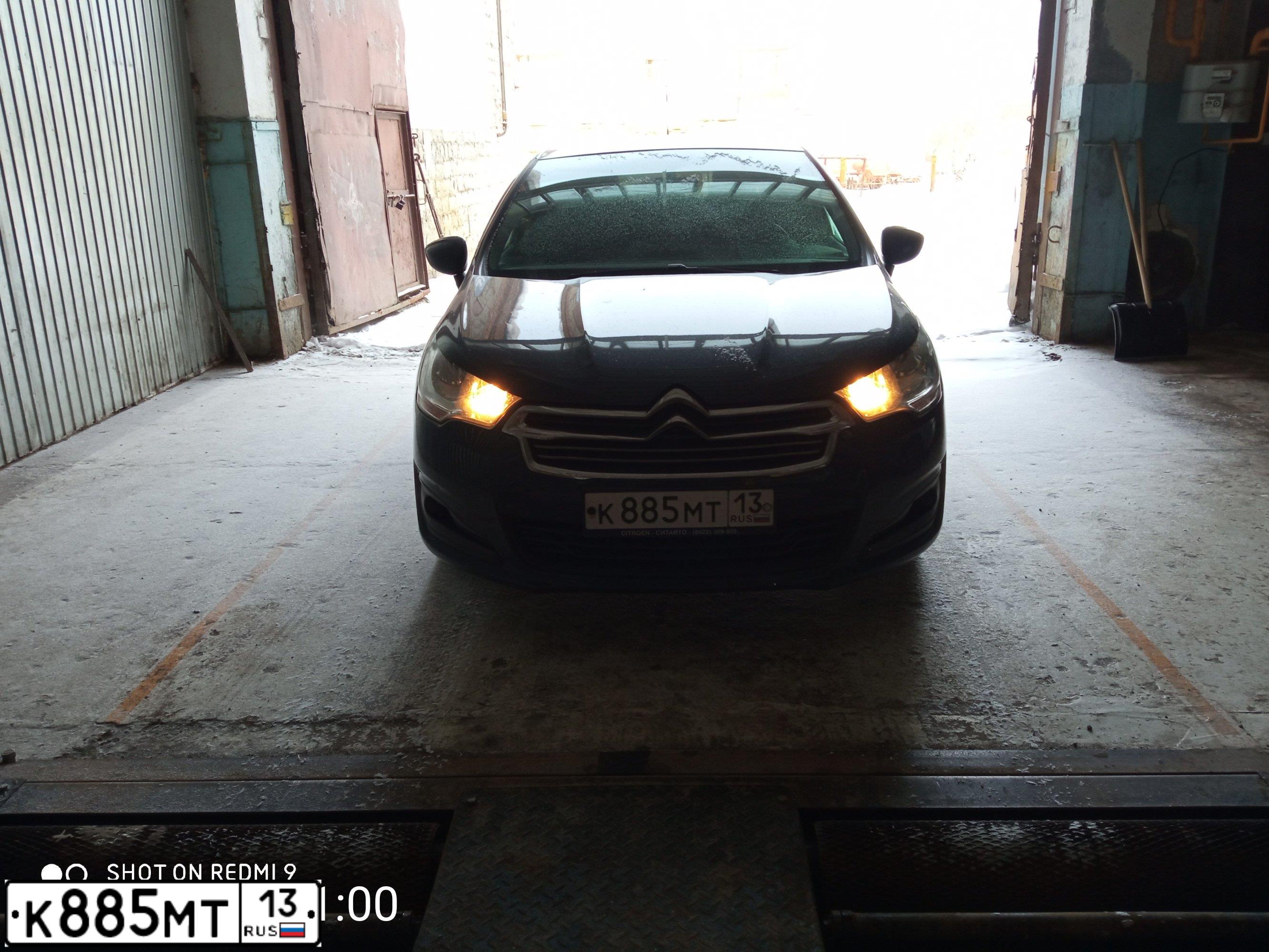 Фото автомобиля LADA 2170 PRIORA, 2008 — госномер К885НТ163. Цвет: СВЕТЛО-СЕРЕБРИСТЫЙ МЕТАЛЛ