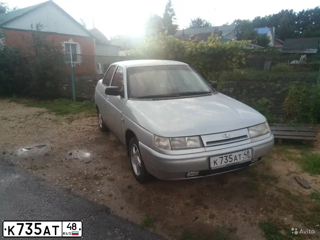 Фото автомобиля LADA 2110, 2004 — госномер К735АТ48. Цвет: СВЕТЛО-СЕРЕБРИСТЫЙ МЕТАЛЛИК