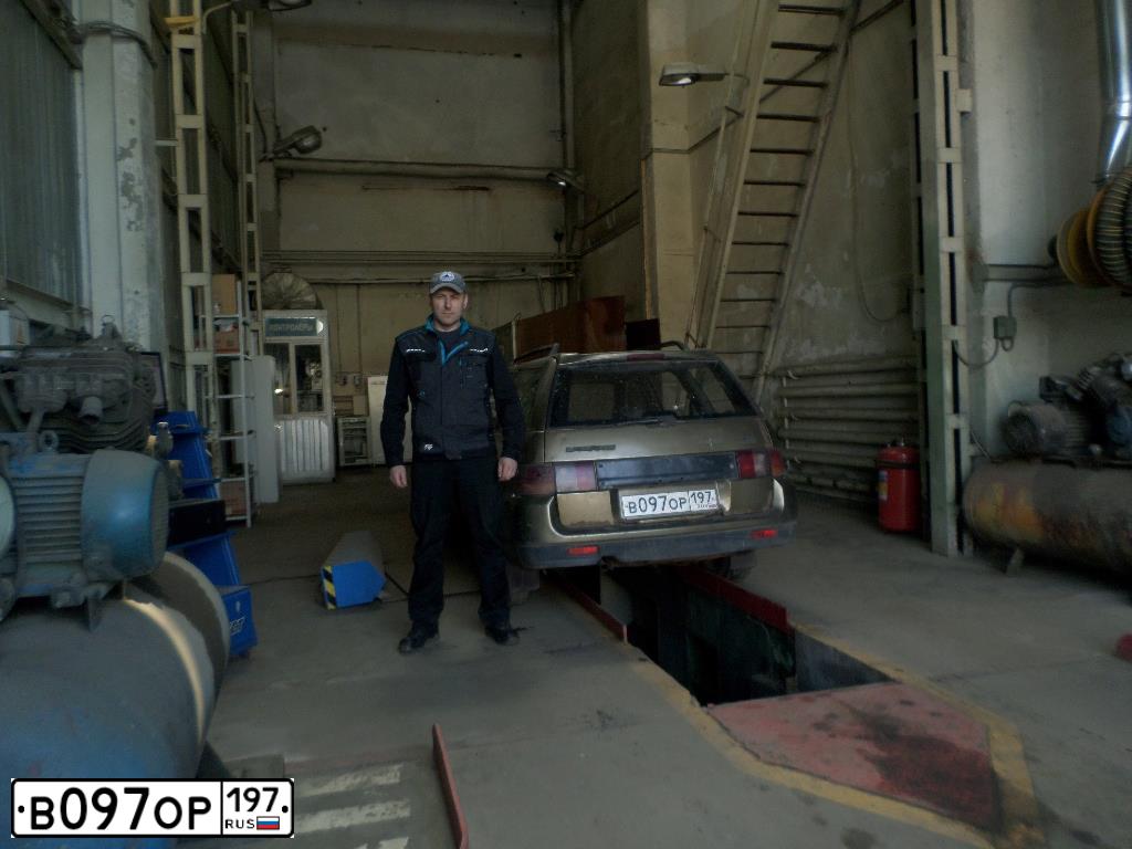 Фото автомобиля VOLVO S40, 1999 — госномер В097ОР197. Цвет: ЗЕЛЕНЫЙ