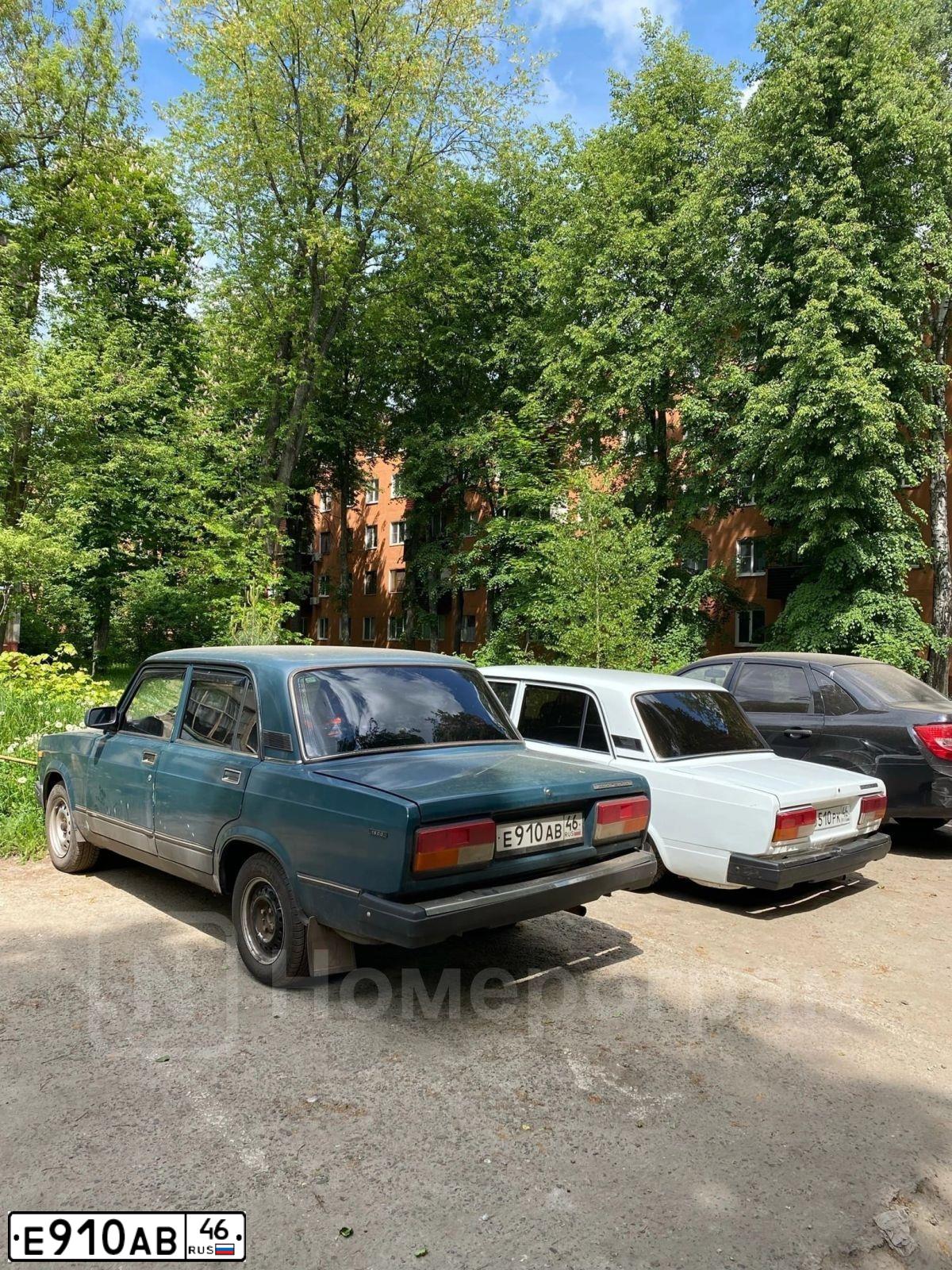 Фото автомобиля LADA 2107, 2004 — госномер Е910АВ46. Цвет: СИНЕ-ЗЕЛЕНЫЙ