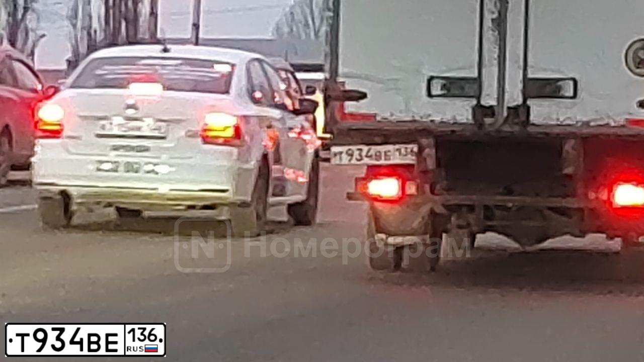 Фото автомобиля GAZ 3302 EL, 2018 — госномер Т934ВЕ136. Цвет: Белый
