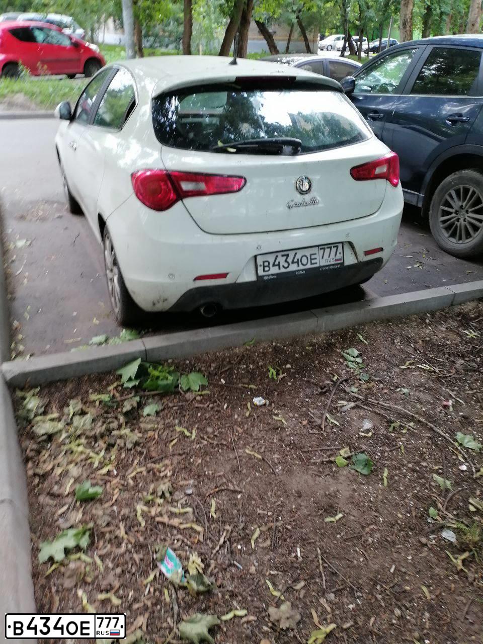 Фото автомобиля ALFA ROMEO GIULIETTA, 2014 — госномер В434ОЕ777