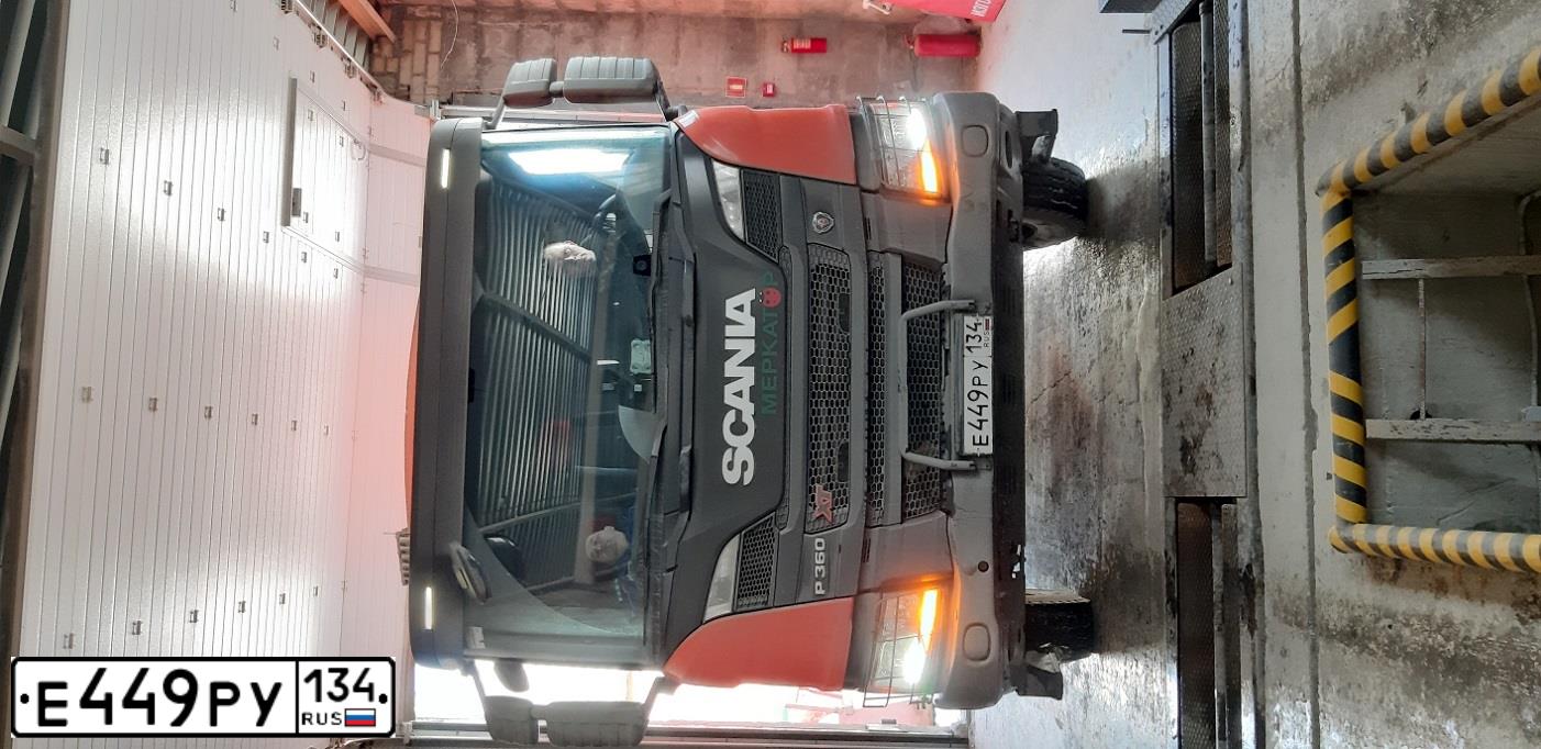 Фото автомобиля SCANIA SERIE P /6X4/, 2019 — госномер Н371ОХ196. Цвет: Оранжевый