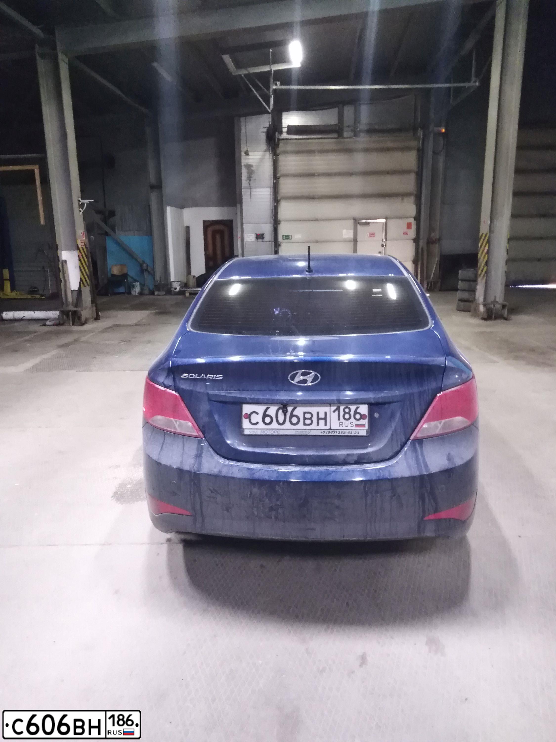 Фото автомобиля HYUNDAI SOLARIS, 2016 — госномер Р854ОС186. Цвет: СИНИЙ