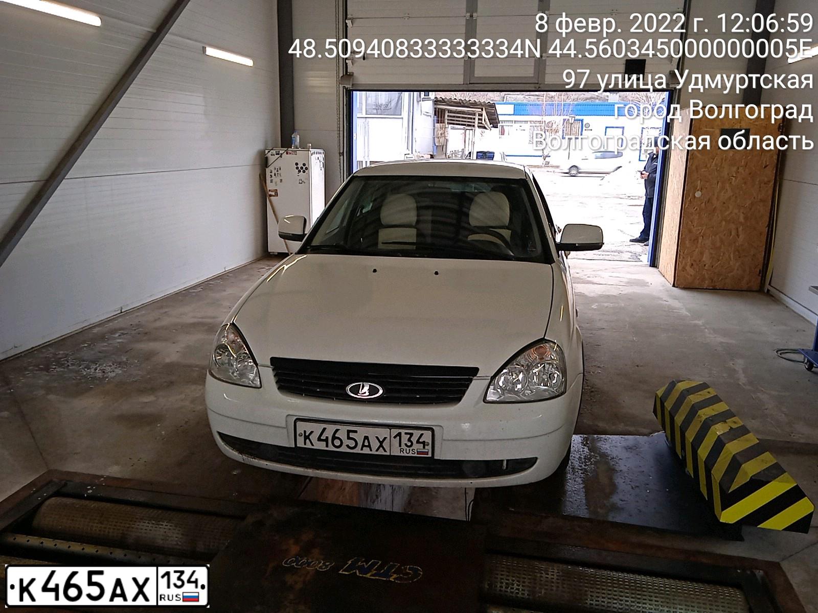 Фото автомобиля LADA PRIORA, 2009 — госномер О092КХ134