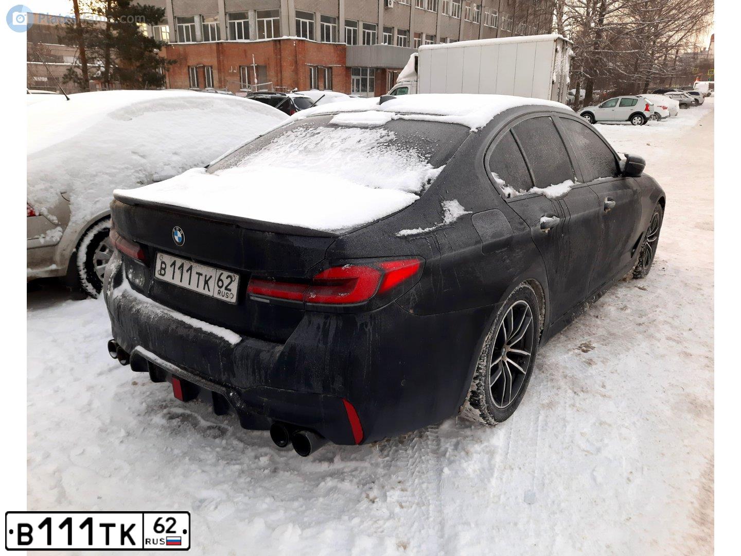 Фото автомобиля БМВ 5 серии, 2021 — госномер В111ТК62