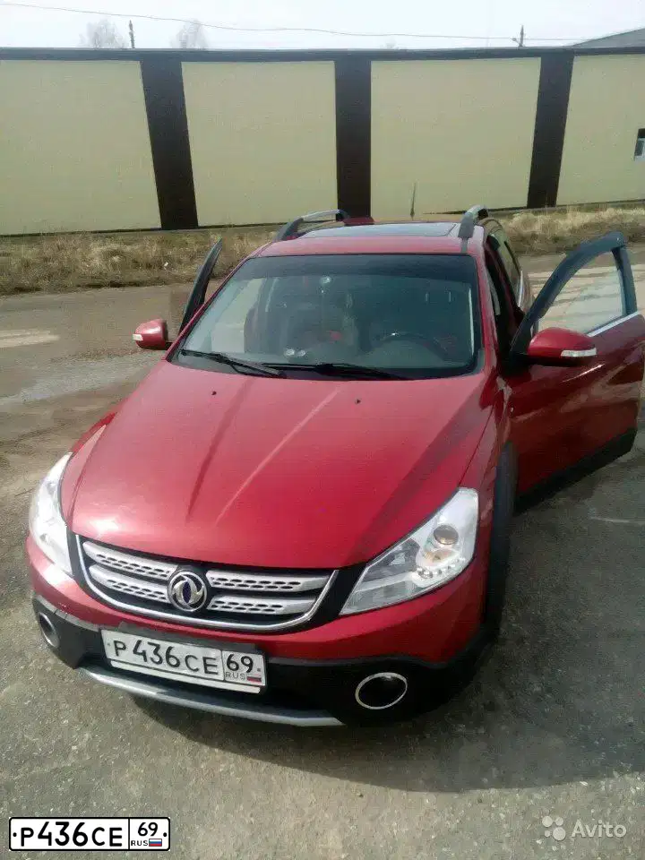Фото автомобиля DONGFENG H30, 2015 — госномер М178ВХ67. Цвет: КРАСНЫЙ