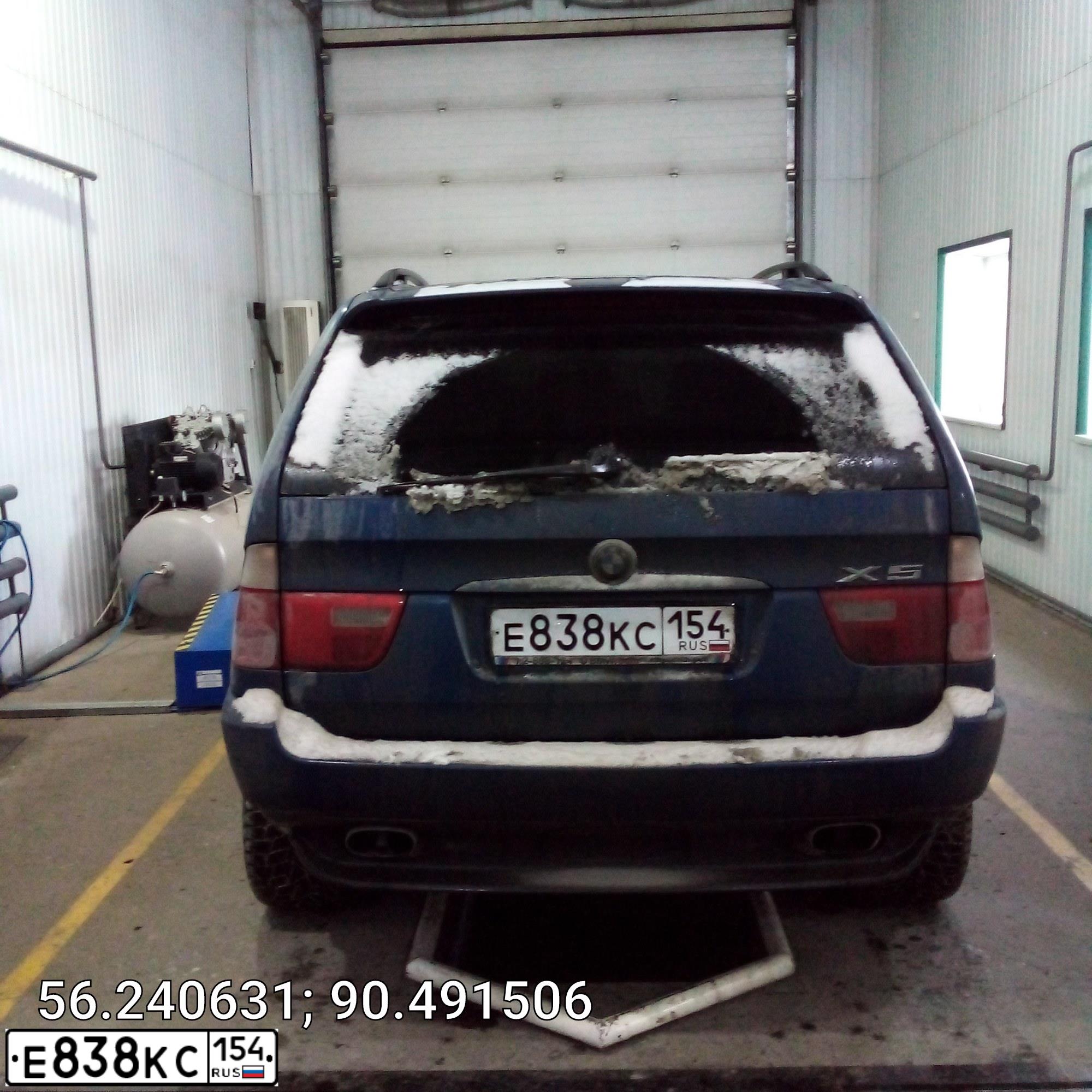 Фото автомобиля BMW X5, 2003 — госномер Е838КС154. Цвет: СИНИЙ