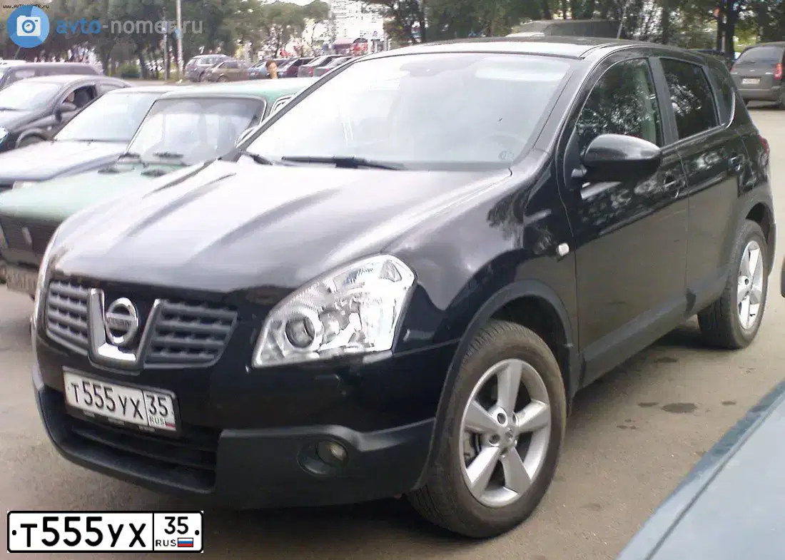 Фото автомобиля RENAULT DUSTER, 2016 — госномер В511УК198. Цвет: БЕЛЫЙ