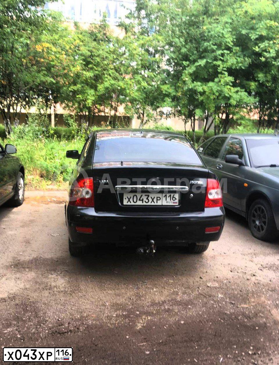 Фото автомобиля LADA 2172 PRIORA, 2008 — госномер Х043ХР116. Цвет: Темно-зеленый