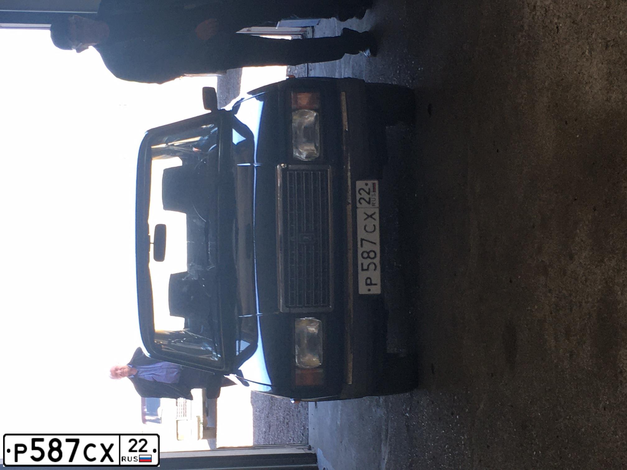 Фото автомобиля LADA 2107, 2002 — госномер Р587СХ22. Цвет: сине-зеленый