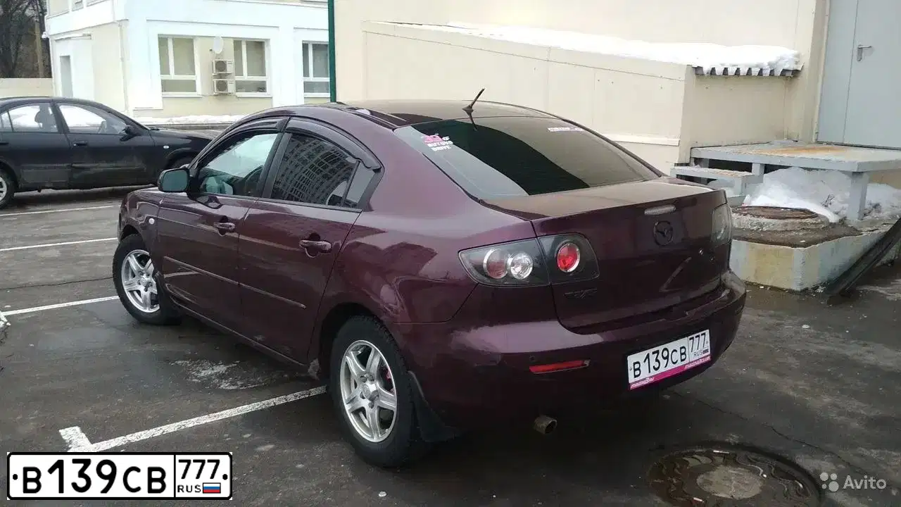 Фото автомобиля MAZDA 3, 2007 — госномер Н736СН32. Цвет: ТЕМНО-ВИШНЕВЫЙ
