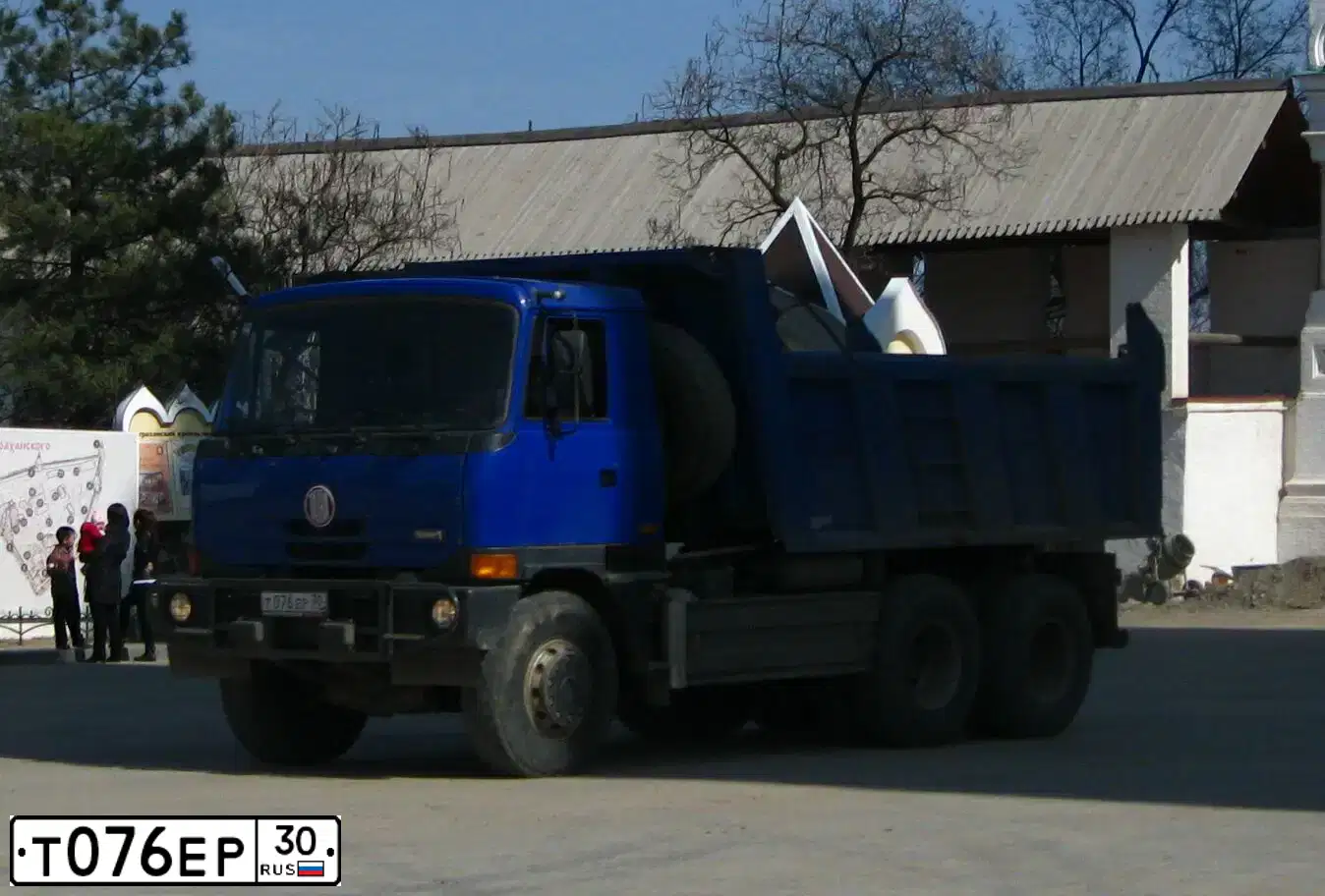 Фото автомобиля TATRA T815-2 А0S01, 2008 — госномер К556ОС122. Цвет: синий