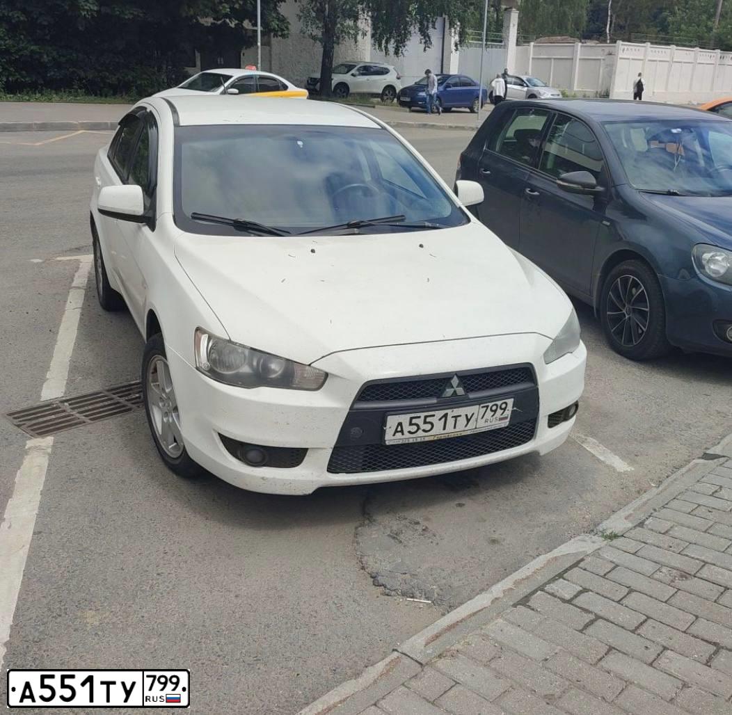 Фото автомобиля LADA 2190 GRANTA, 2015 — госномер А551ТУ799. Цвет: ЗОЛОТИСТО-КОРИЧНЕВЫЙ
