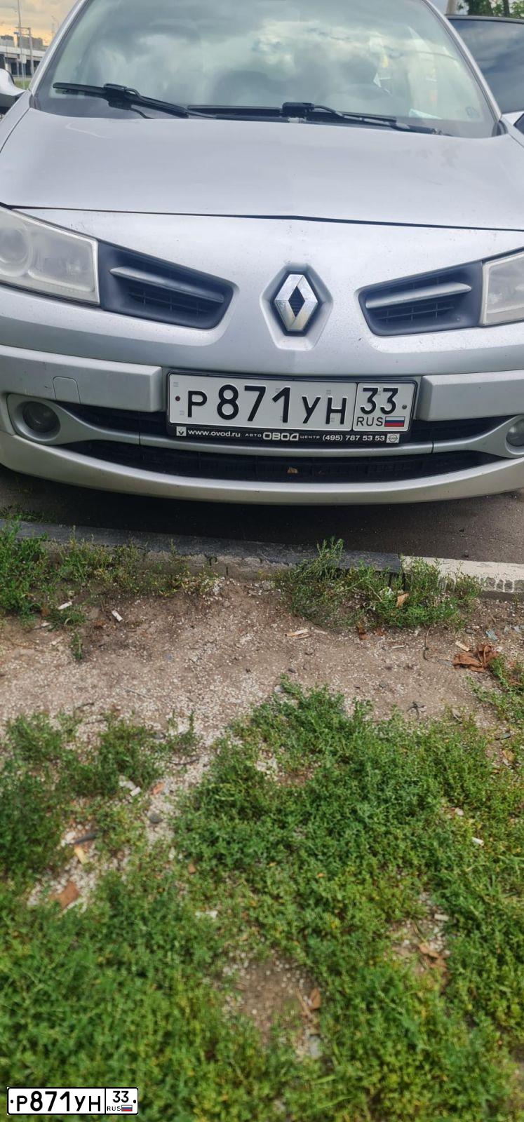 Фото автомобиля RENAULT MEGANE, 2008 — госномер Т271УХ33. Цвет: СВЕТЛО-СЕРО-ГОЛУБОЙ