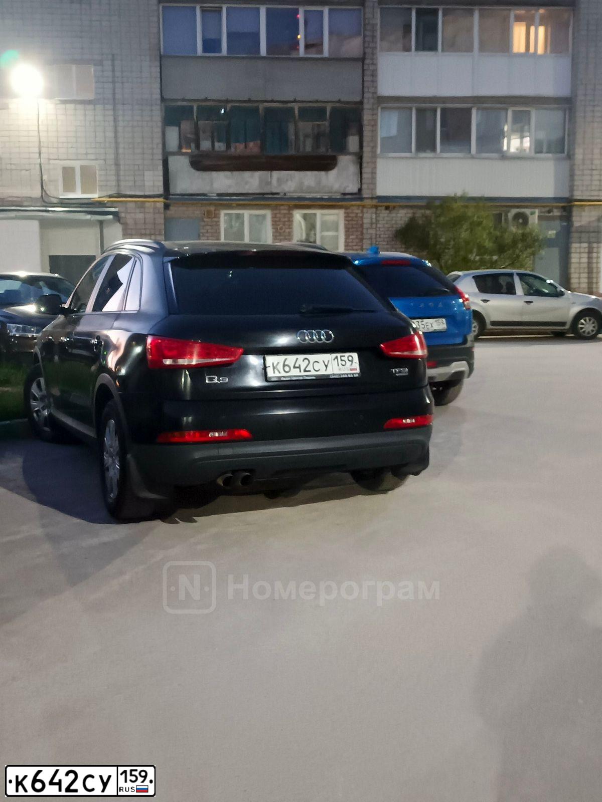 Фото автомобиля AUDI Q3, 2013 — госномер К642СУ159. Цвет: ЧЕРНЫЙ