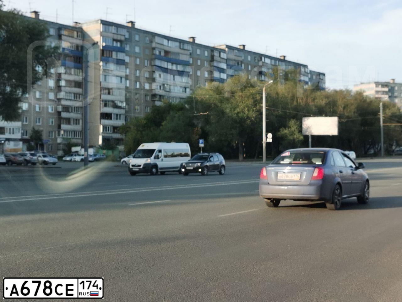 Фото автомобиля RENAULT LOGAN, 2010 — госномер Х503МУ174. Цвет: Белый