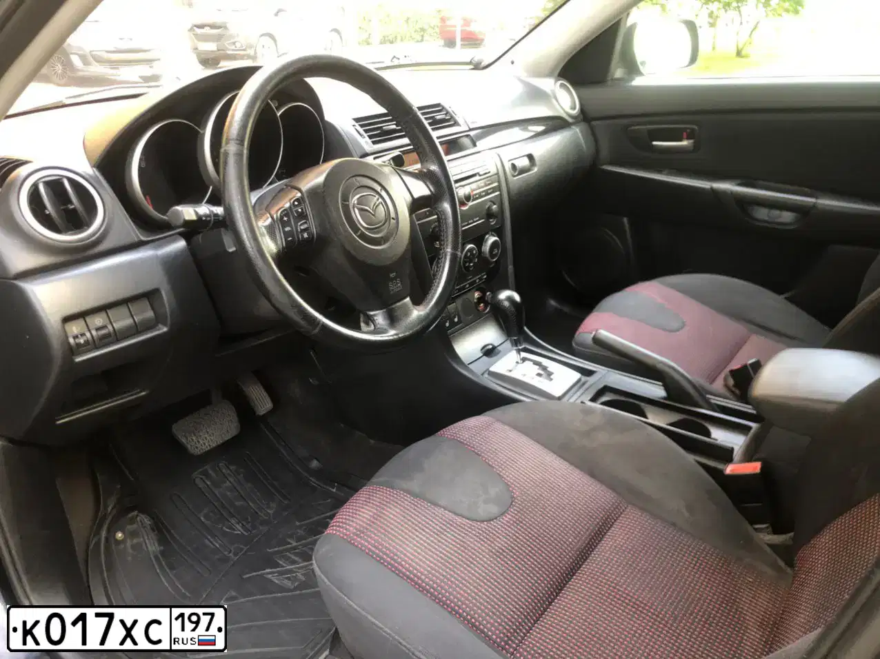 Фото автомобиля MAZDA 3, 2005 — госномер О792МУ03. Цвет: ЧЕРНЫЙ