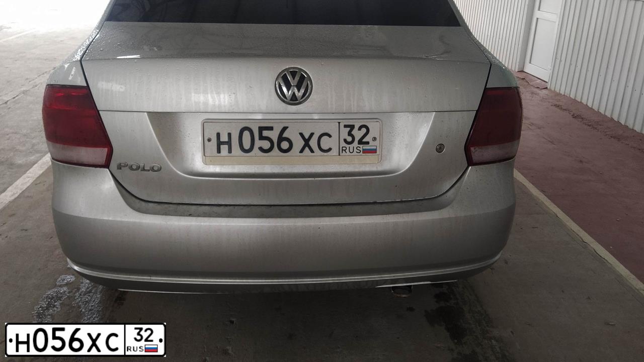 Фото автомобиля VOLKSWAGEN POLO, 2011 — госномер М662ВЕ57. Цвет: Серый
