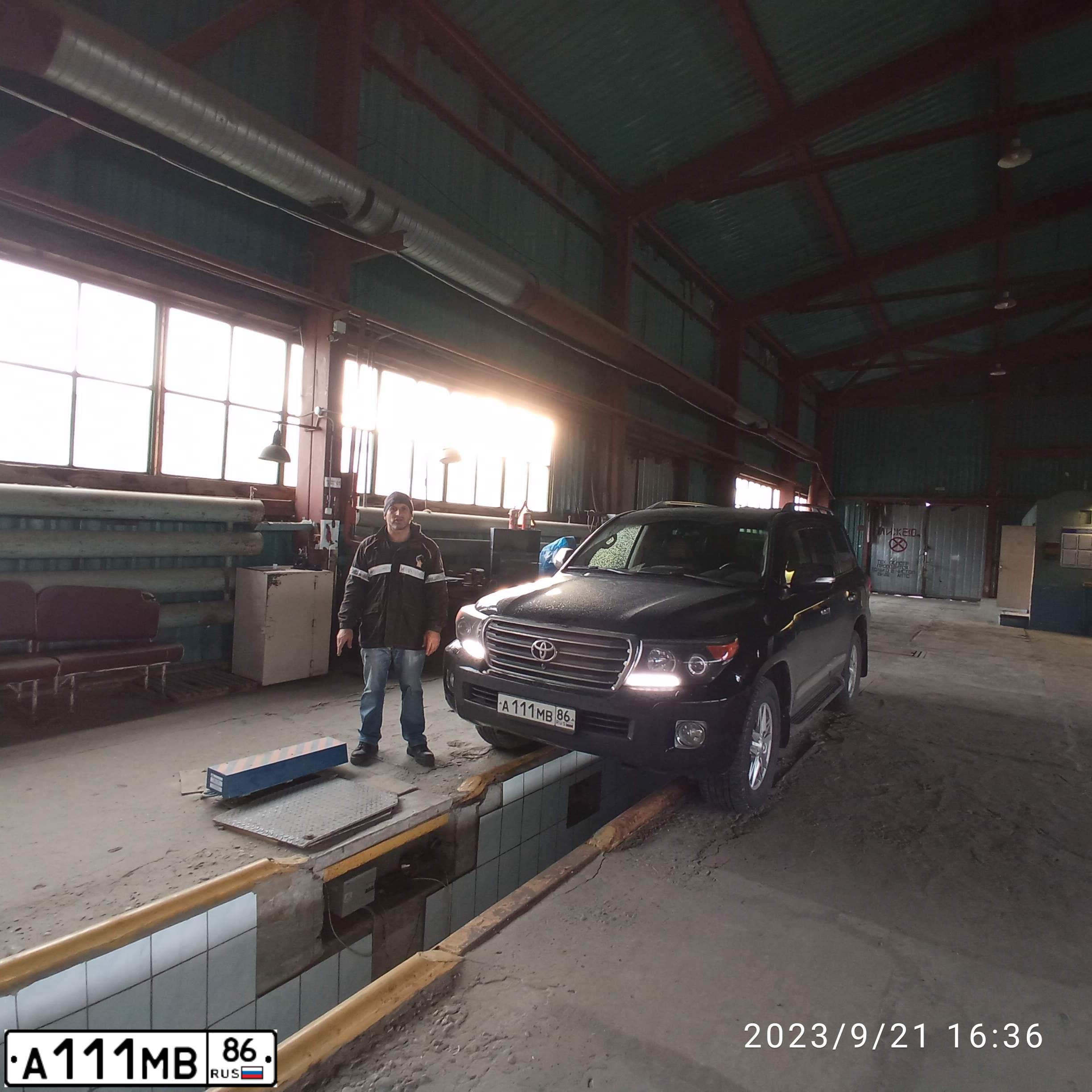 Фото автомобиля MERCEDES-BENZ ML350, 2005 — госномер А108НК172