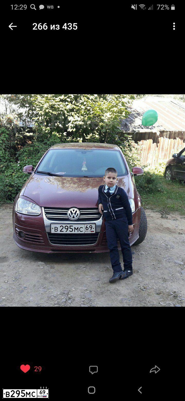 Фото автомобиля VOLKSWAGEN JETTA, 2007 — госномер В295МС69. Цвет: ВИШНЕВЫЙ