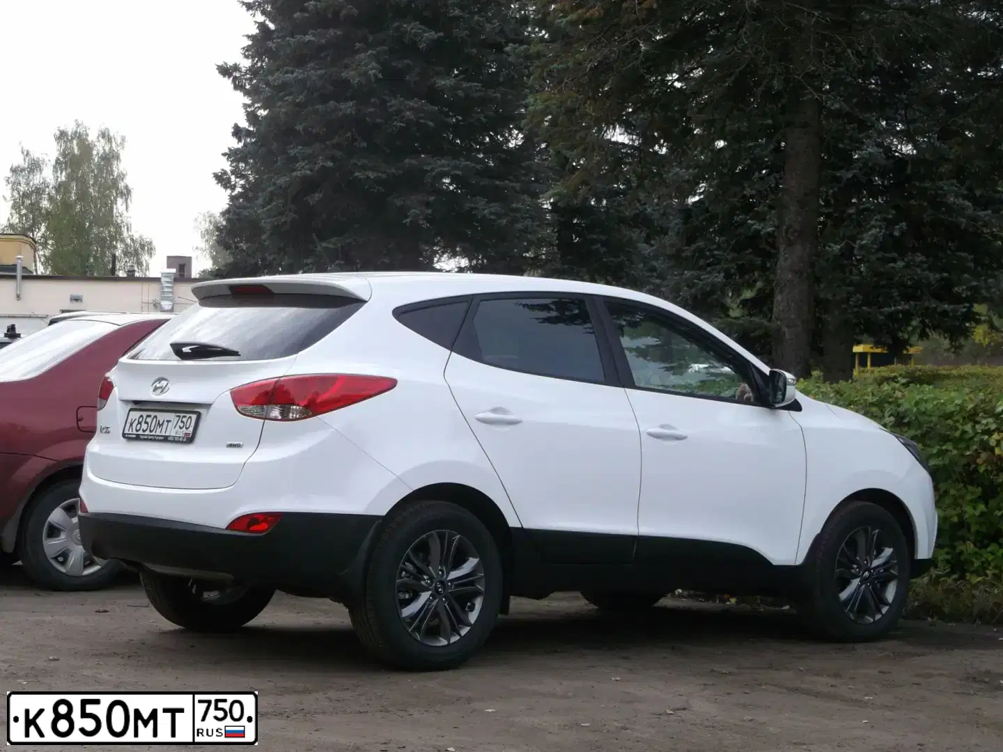 Фото автомобиля HYUNDAI IX35, 2015 — госномер К850МТ750. Цвет: Белый