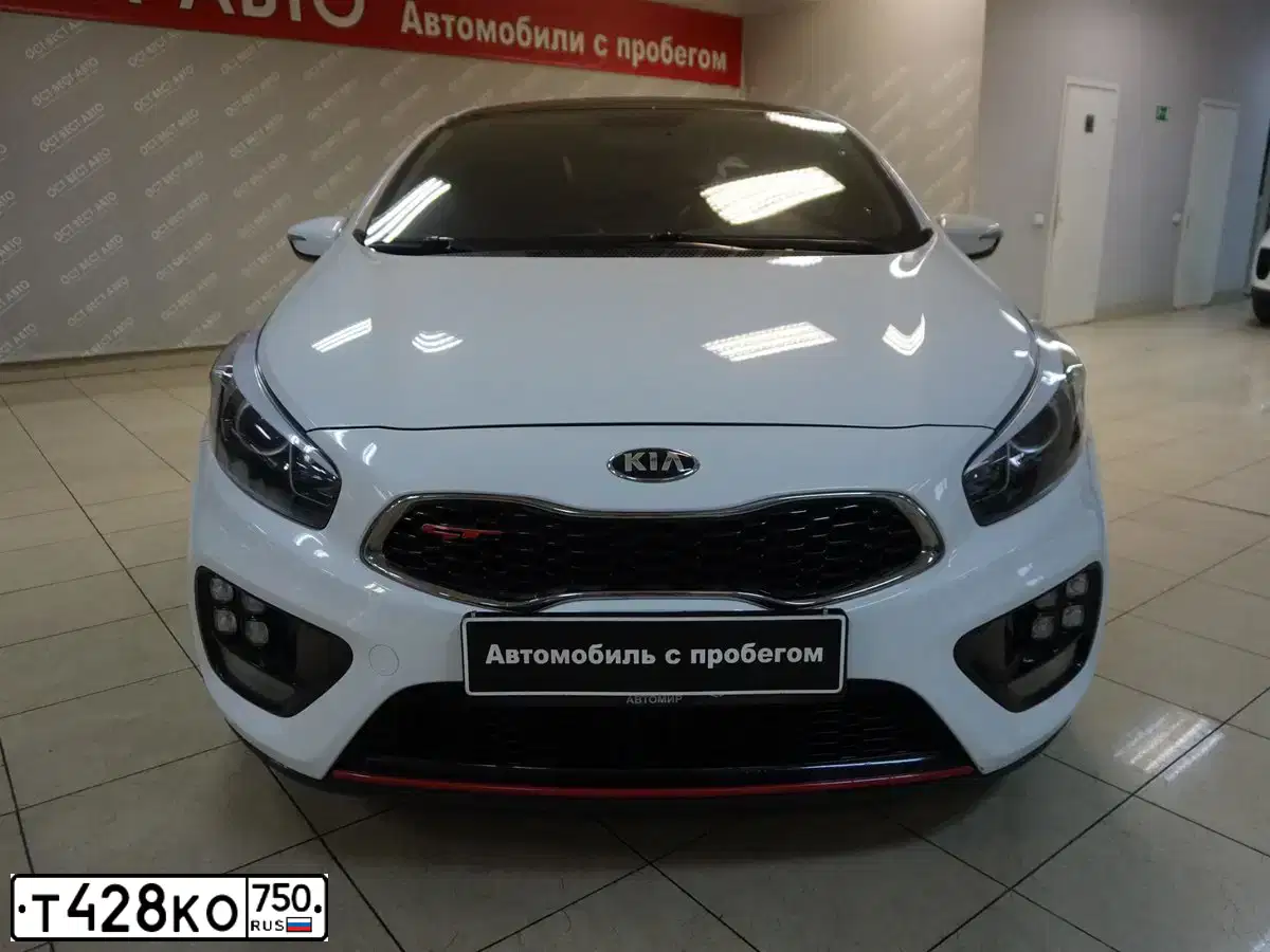 Фото автомобиля KIA PICANTO / MORNING, 2014 — госномер Т281КХ799. Цвет: МНОГОЦВЕТНЫЙ