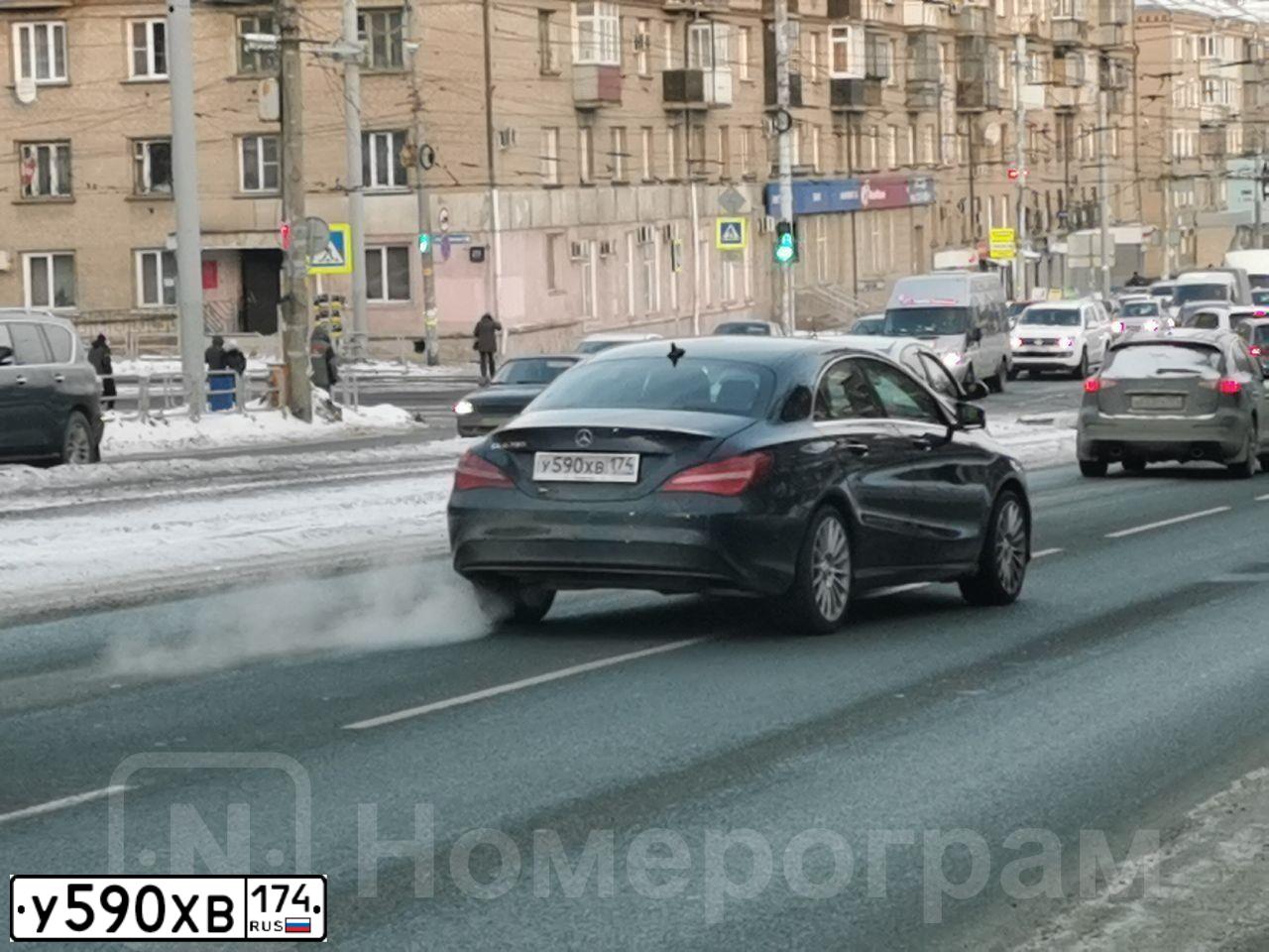 Фото автомобиля MERCEDES CLA-KLASSE, 2016 — госномер С193ВУ196. Цвет: синий