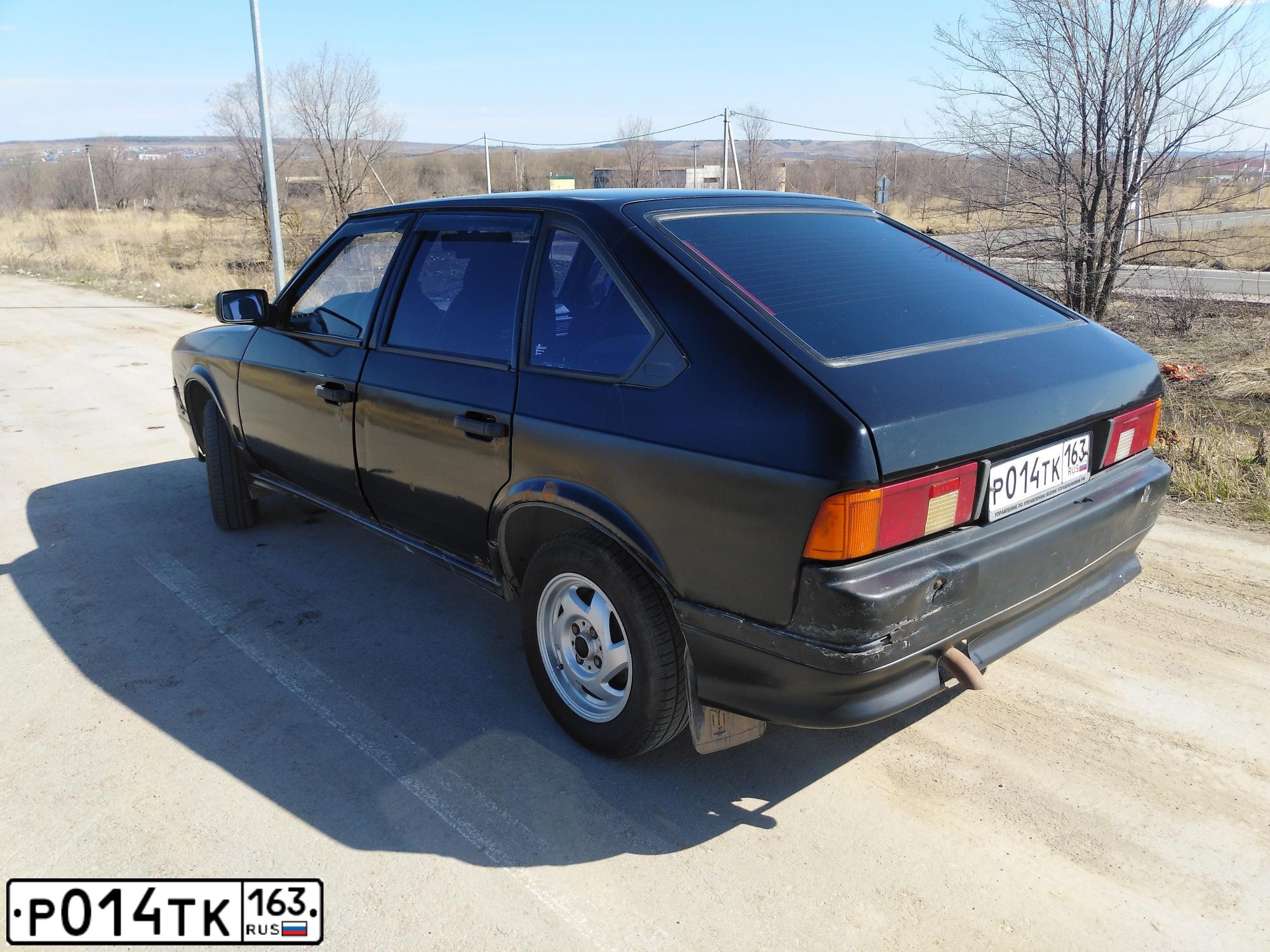 Фото автомобиля AZLK MOSKWITSCH 2141, 1998 — госномер Р014ТК163. Цвет: ЧЕРНО-ЗЕЛЕНЫЙ