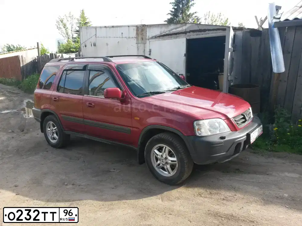 Фото автомобиля VOLKSWAGEN PASSAT, 2002 — госномер Х001ХС66. Цвет: ЧЕРНЫЙ