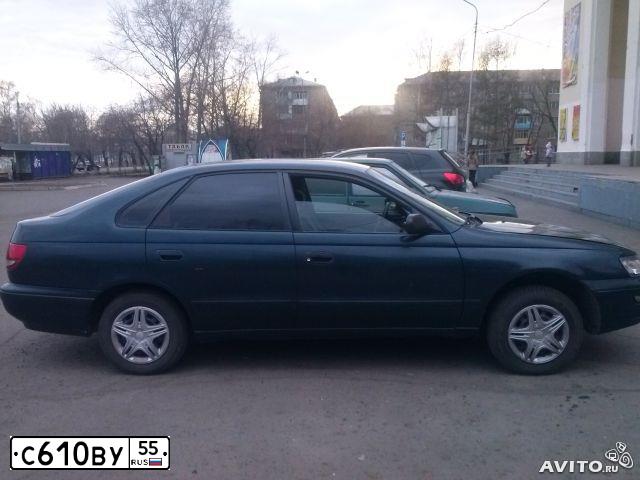 Фото автомобиля TOYOTA CARINA, 1995 — госномер С610ВУ55. Цвет: ЗЕЛЕНЫЙ