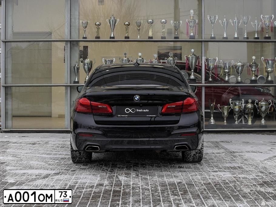 Фото автомобиля BMW SERIE 5, 2017 — госномер Е667МУ18. Цвет: ЧЕРНЫЙ