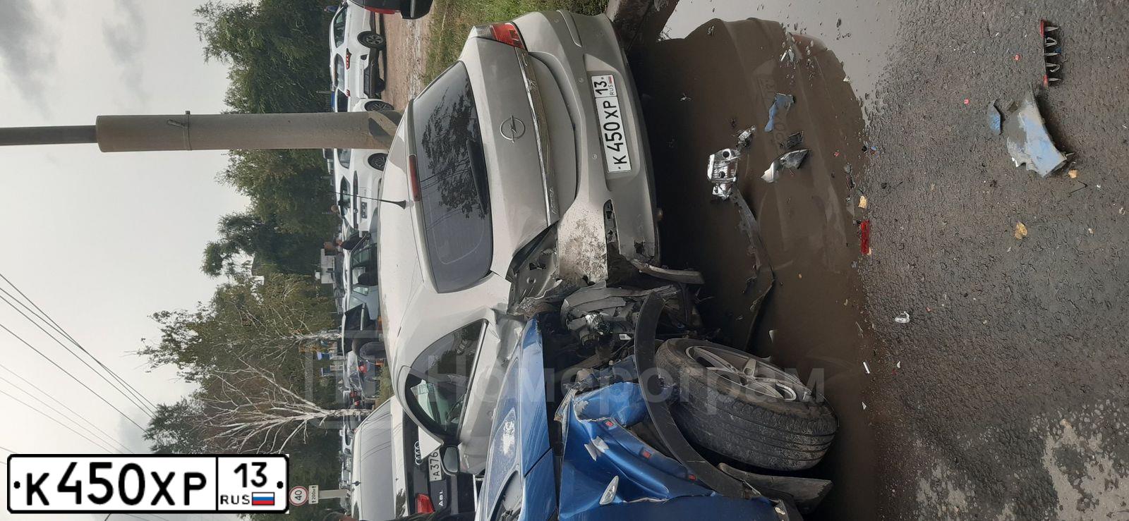Фото автомобиля OPEL ASTRA, 2008 — госномер М669ЕР164. Цвет: БЕЖЕВЫЙ