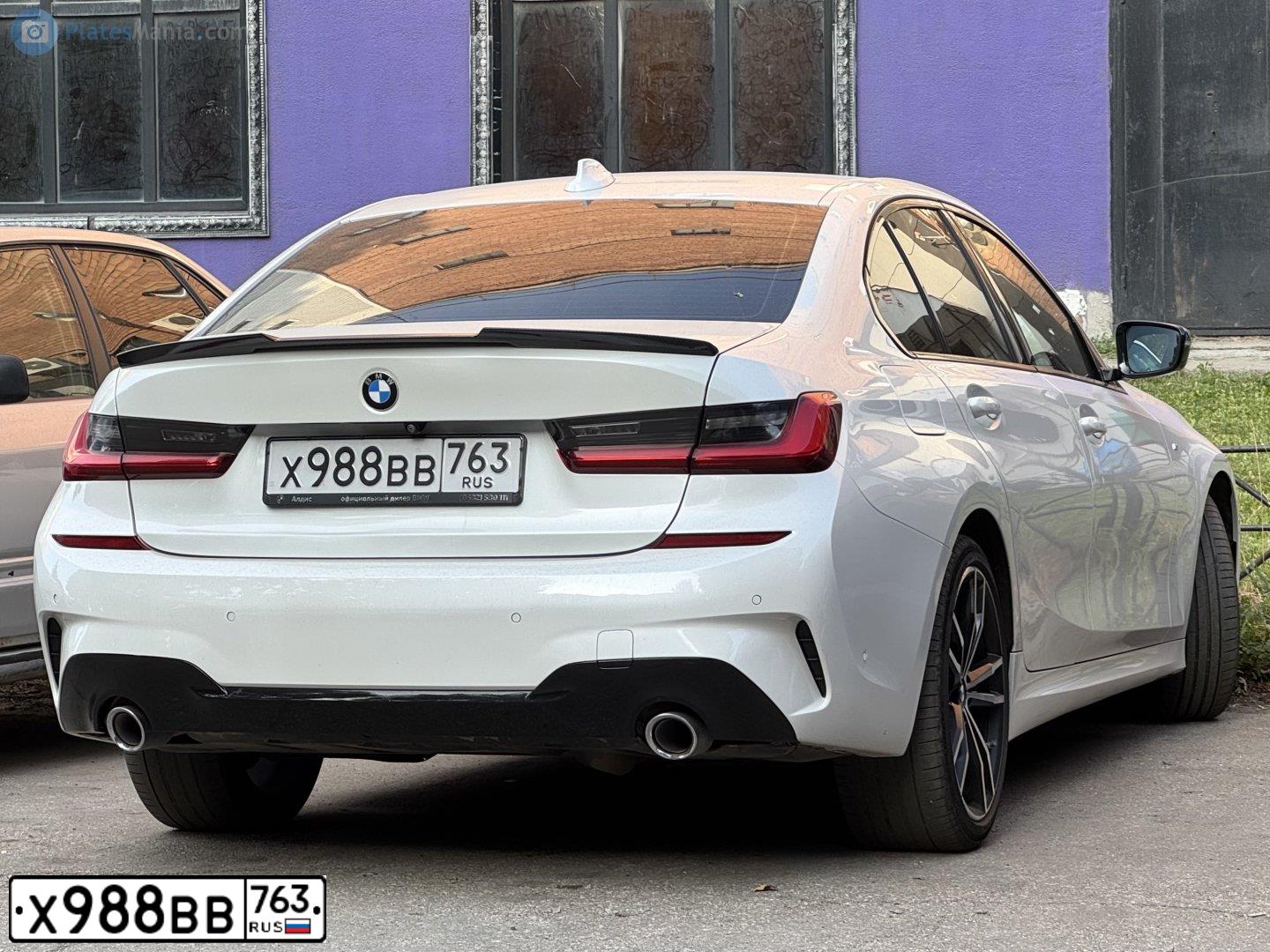 Фото автомобиля BMW SERIE 3, 2019 — госномер Х988ВВ763. Цвет: Белый