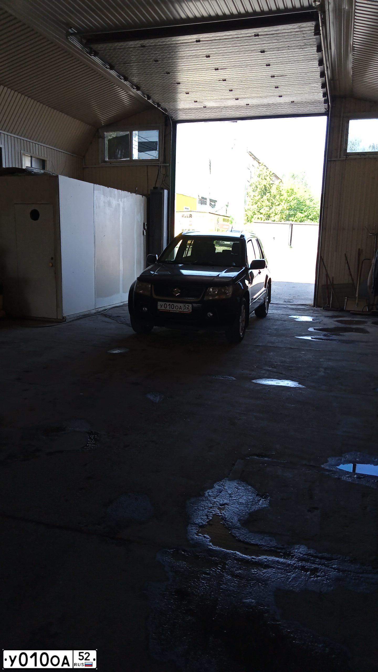 Фото автомобиля SUZUKI /GRAND/ VITARA, 2007 — госномер У010ОА52. Цвет: ЧЕРНЫЙ
