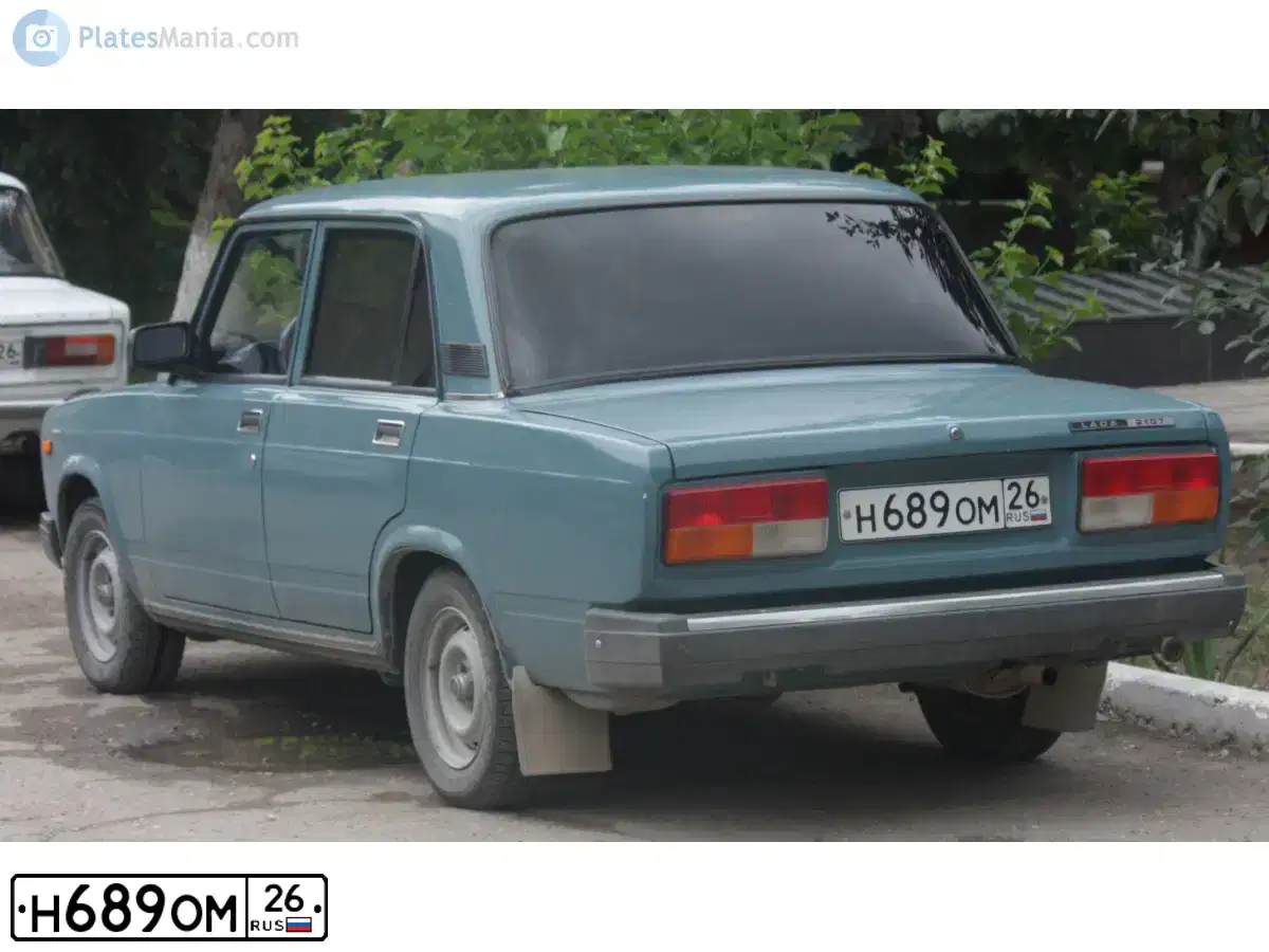 Фото автомобиля LADA 2107, 2005 — госномер Н689ОМ26. Цвет: СЕРО-СИНИЙ