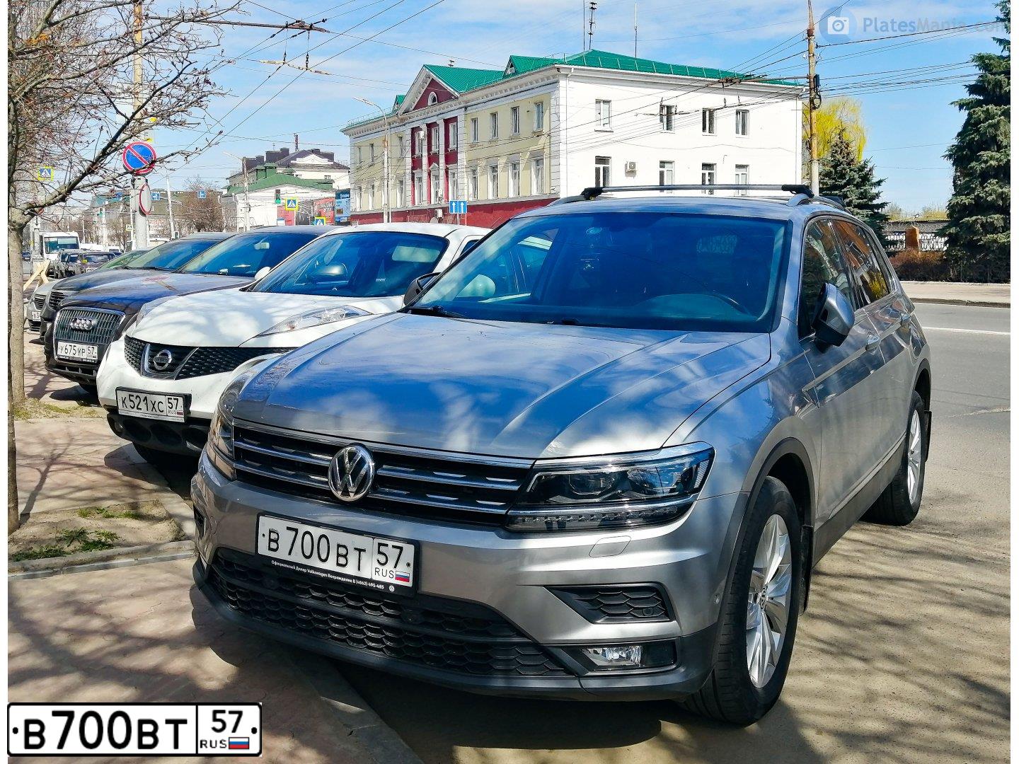 Фото автомобиля TOYOTA HIGHLANDER, 2012 — госномер В700ВТ57. Цвет: ЧЕРНЫЙ