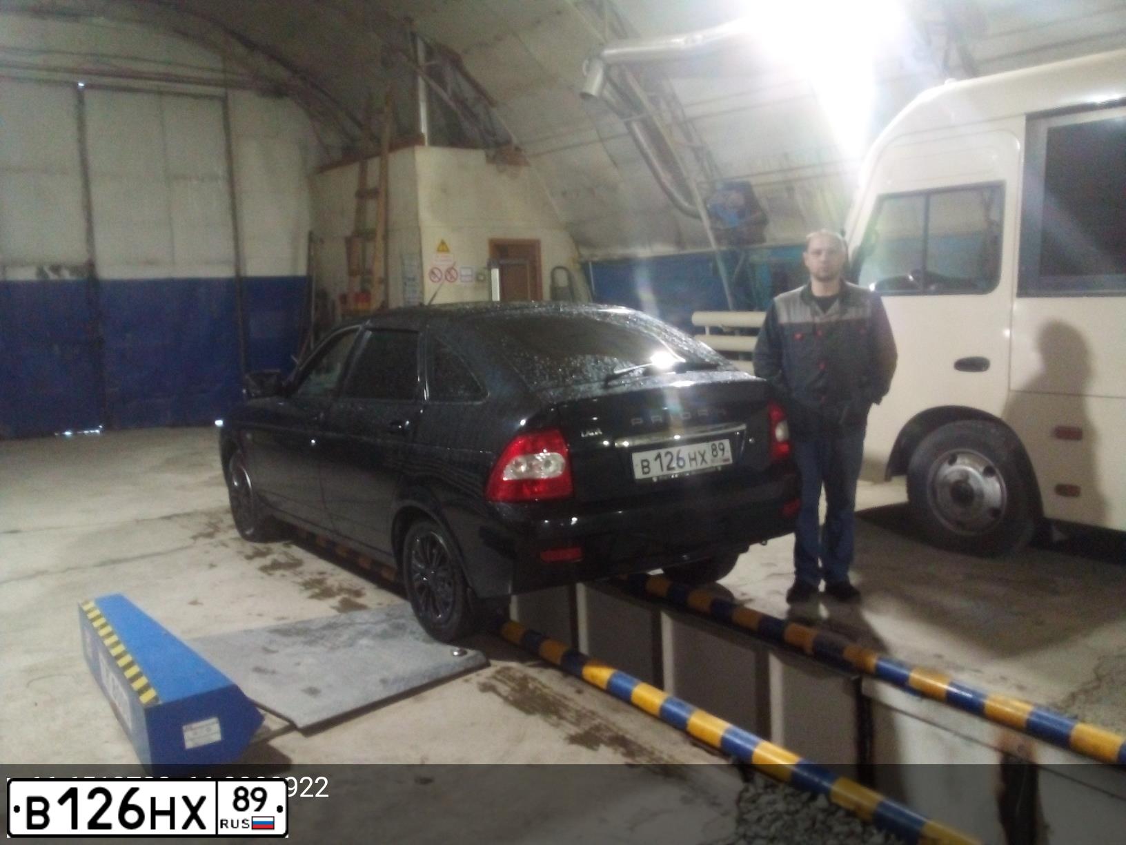 Фото автомобиля LADA 2172 PRIORA, 2012 — госномер О488ХК72. Цвет: Сине-Черный