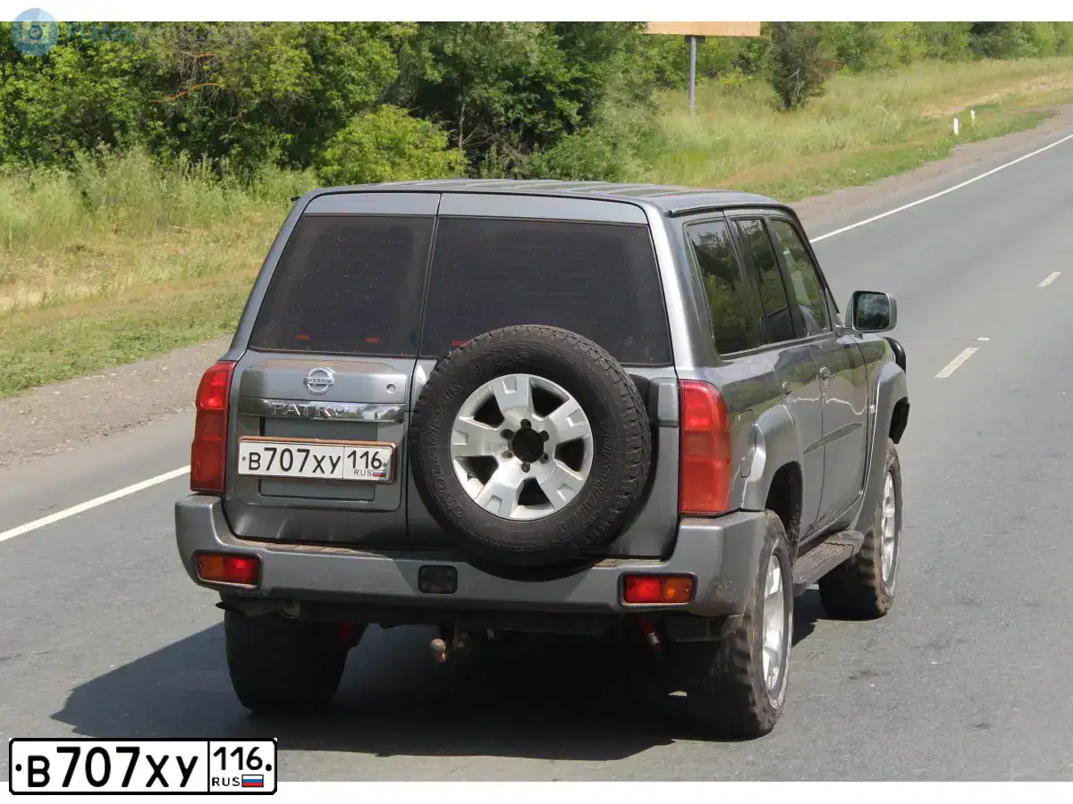 Фото автомобиля NISSAN PATROL, 2008 — госномер Р777ОР56. Цвет: СЕРЫЙ