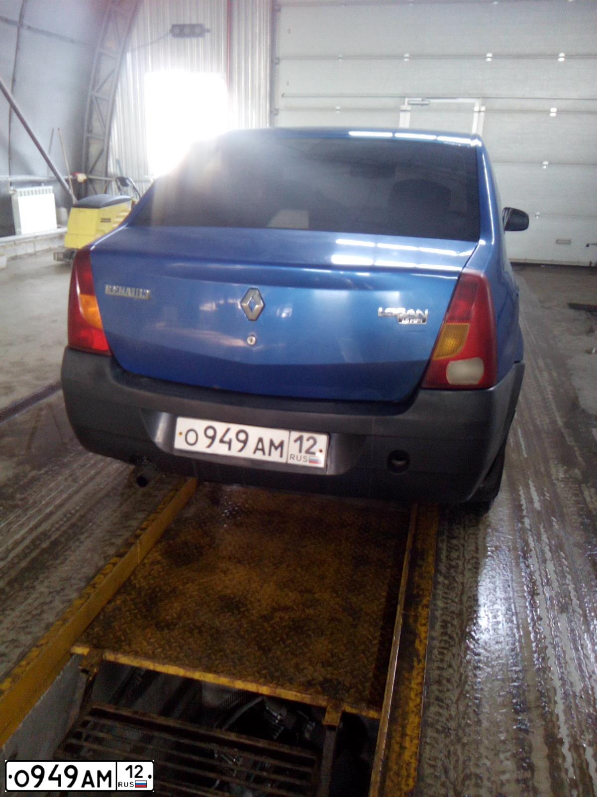 Фото автомобиля RENAULT LOGAN, 2006 — госномер В302СВ43. Цвет: синий