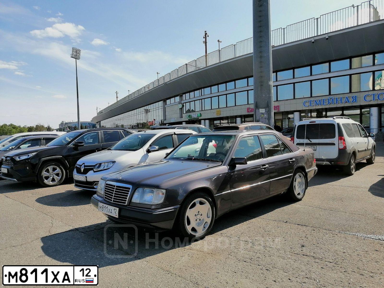 Фото автомобиля MERCEDES E-KLASSE, 1992 — госномер Е982КК46. Цвет: ПЕРЛАМУТРОВО-КОРИЧНЕВЫЙ 
